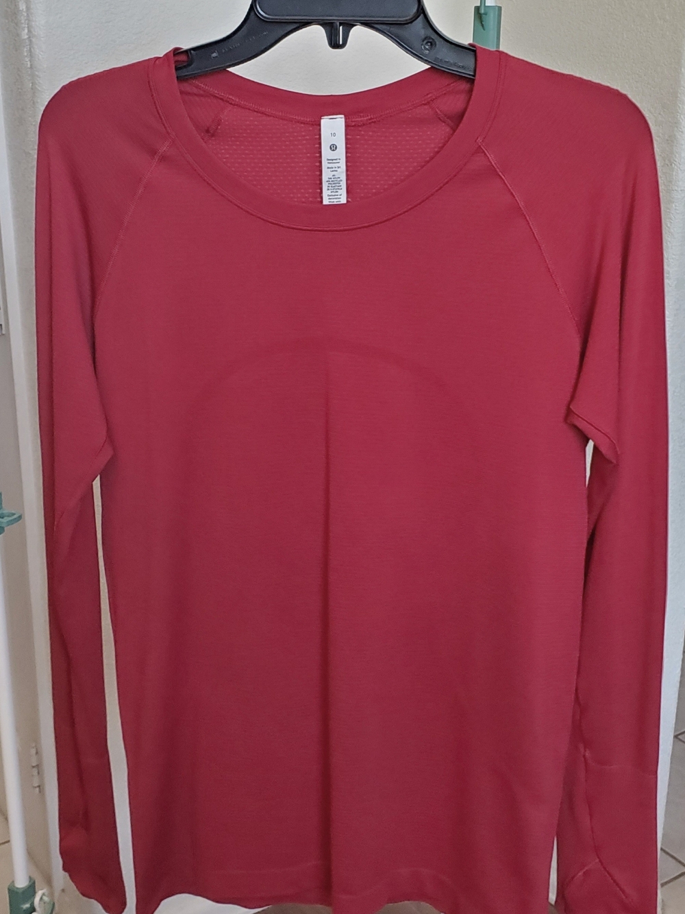 Red Lululemon athletica Long Sleeve Tee